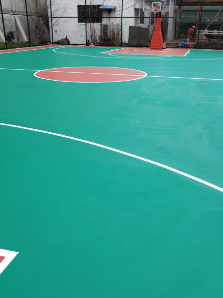 金华 球场长期使用易出现地面开裂